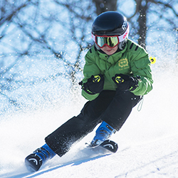 img_skiing2_250
